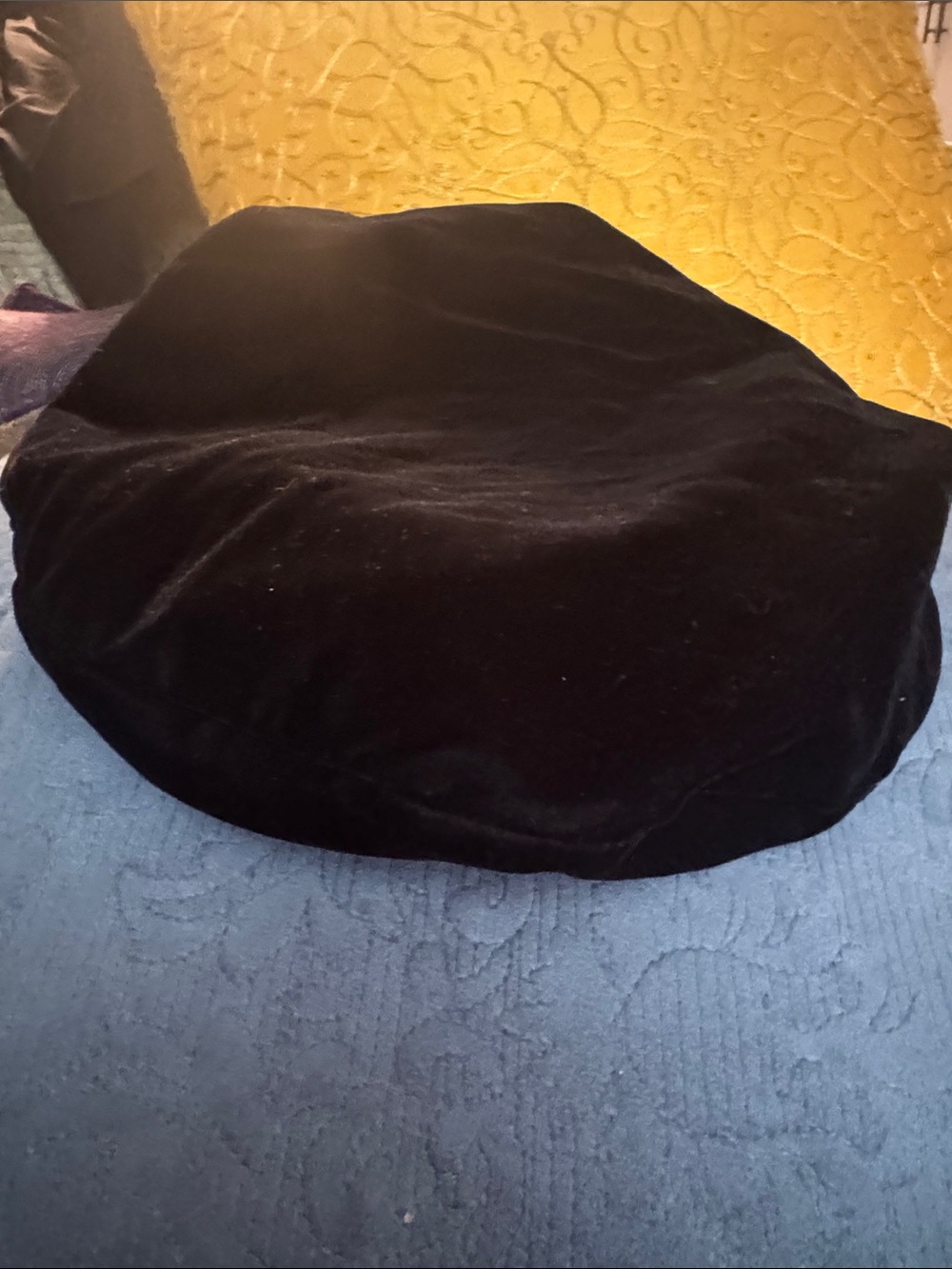 Women's Black Velvet Beret Hat